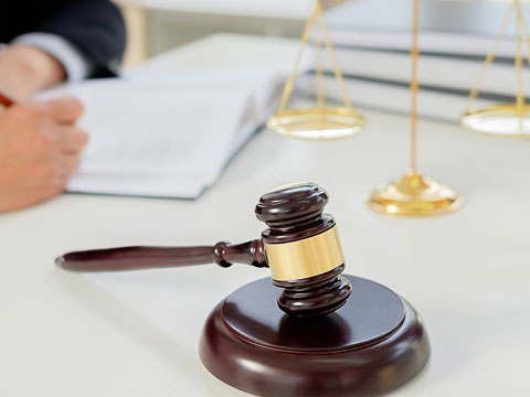 上海<a href='/huangpuqulvshi/huangpuxingshilvshi' target='_blank'><u>黃浦區(qū)刑事律師</u></a>在尋求上訴的同時(shí)保釋 <a href='/huangpuqulvshi/huangpuxingshilvshi' target='_blank'><u>上海黃浦區(qū)刑事律師</u></a>在尋求上訴的同時(shí)保釋